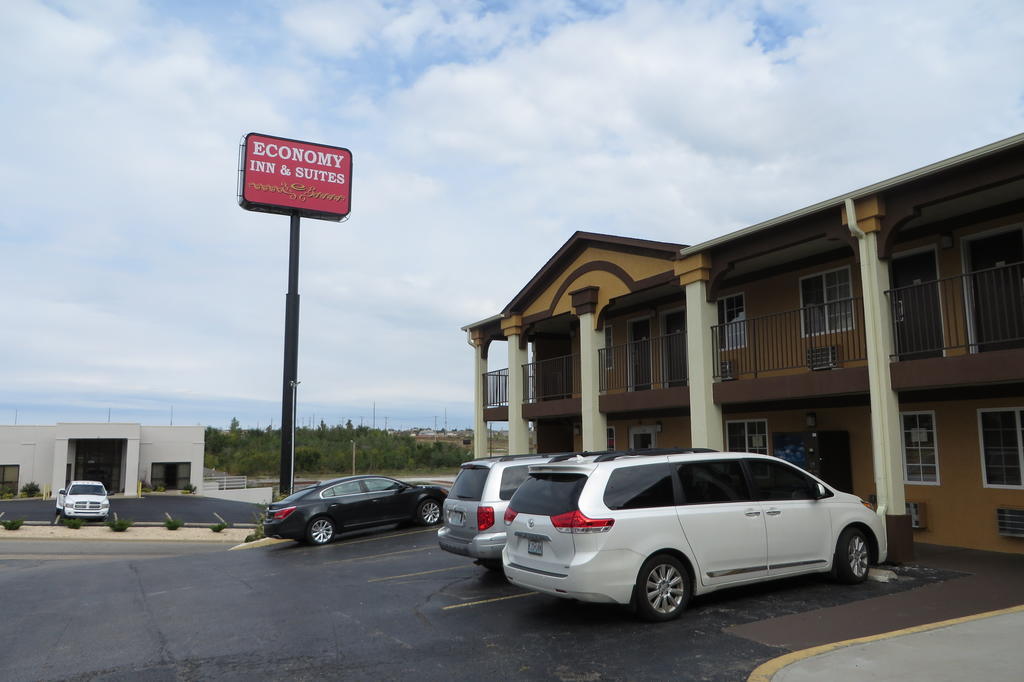 Economy Inn & Suites Joplin Exterior foto